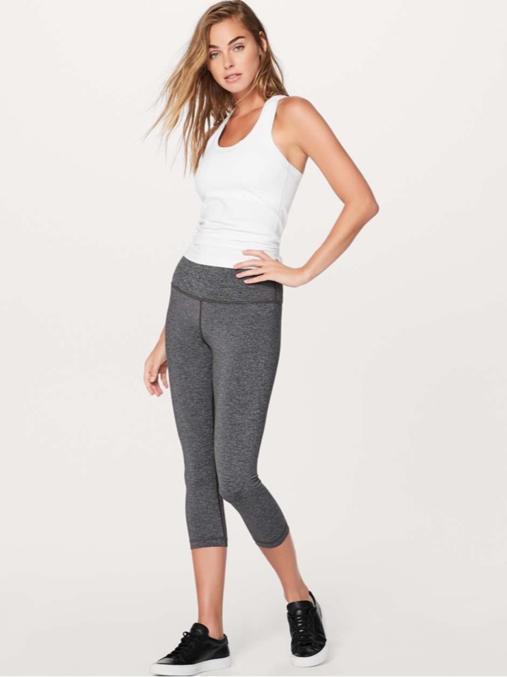 Lululemon Wunder Under Crop (Hi-Rise) *Luxtreme 21"
Heathered Black